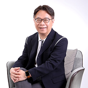 裴信維資深處長相片